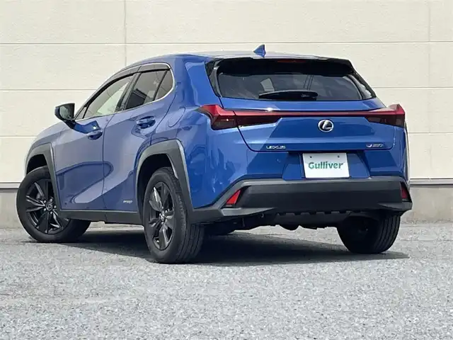 レクサス ＵＸ 250h バージョンC 茨城県 2019(令1)年 7.7万km セレスティアルブルーガラスフレーク ACC/LKA/純正ナビ/地デジ/Bluetooth/白青革/シートヒーター/パワーシート/ステアヒーター/LEDヘッドライト/オートハイビーム/純正17インチAW/前後ドライブレコーダー（TZ-D205W）/ETC