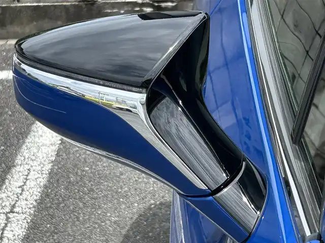 レクサス ＵＸ 250h バージョンC 茨城県 2019(令1)年 7.7万km セレスティアルブルーガラスフレーク ACC/LKA/純正ナビ/地デジ/Bluetooth/白青革/シートヒーター/パワーシート/ステアヒーター/LEDヘッドライト/オートハイビーム/純正17インチAW/前後ドライブレコーダー（TZ-D205W）/ETC