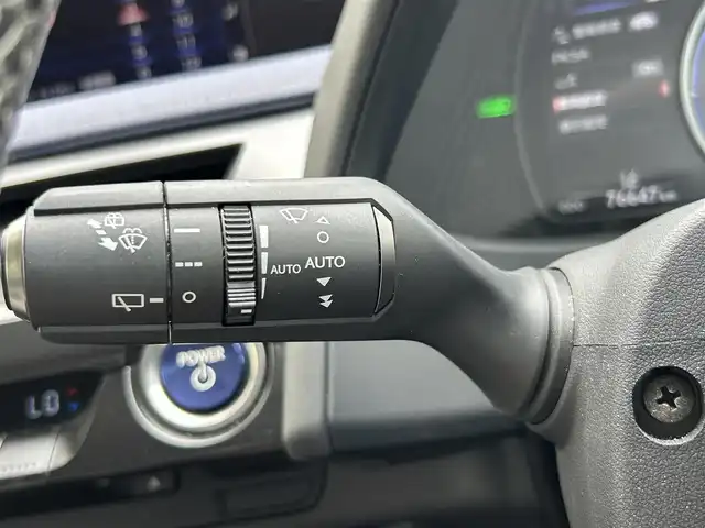 レクサス ＵＸ 250h バージョンC 茨城県 2019(令1)年 7.7万km セレスティアルブルーガラスフレーク ACC/LKA/純正ナビ/地デジ/Bluetooth/白青革/シートヒーター/パワーシート/ステアヒーター/LEDヘッドライト/オートハイビーム/純正17インチAW/前後ドライブレコーダー（TZ-D205W）/ETC