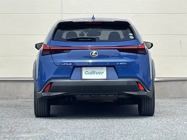 レクサス ＵＸ 250h バージョンC 茨城県 2019(令1)年 7.7万km セレスティアルブルーガラスフレーク ACC/LKA/純正ナビ/地デジ/Bluetooth/白青革/シートヒーター/パワーシート/ステアヒーター/LEDヘッドライト/オートハイビーム/純正17インチAW/前後ドライブレコーダー（TZ-D205W）/ETC