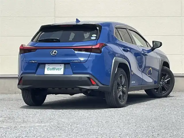 レクサス ＵＸ 250h バージョンC 茨城県 2019(令1)年 7.7万km セレスティアルブルーガラスフレーク ACC/LKA/純正ナビ/地デジ/Bluetooth/白青革/シートヒーター/パワーシート/ステアヒーター/LEDヘッドライト/オートハイビーム/純正17インチAW/前後ドライブレコーダー（TZ-D205W）/ETC