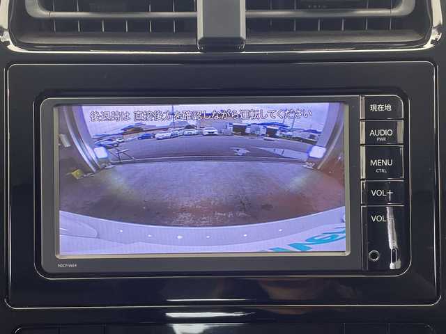トヨタ プリウス S ツーリングセレクション 栃木県 2016(平28)年 3.9万km ホワイトパールクリスタルシャイン 純正ナビ　/（CD/DVD/Bluetooth/フルセグTV）/バックカメラ/トヨタセーフティセンス/レーダークルーズコントロール　/シートヒーター　/LEDヘッドライト　/オートハイビーム　/革巻きステアリング　/純正フロアマット/純正17インチAW