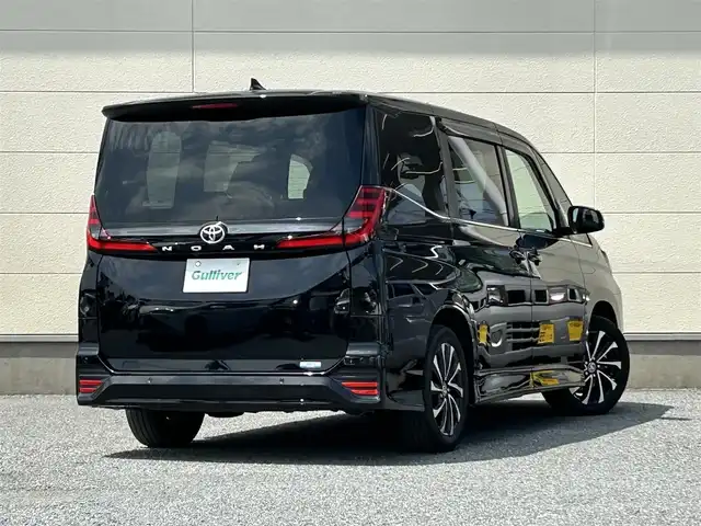 トヨタ ノア S－Z 茨城県 2022(令4)年 3.4万km アティチュードブラックマイカ 純正ナビ/フルセグTV/Bluetooth接続/DVD再生機能/両側パワースライド/レーダークルーズコントロール/前後ドライブレコーダー/トヨタセーフティセンス/バックカメラ/ETC/純正１７インチアルミホイール/純正フロアマット/スペアキー
