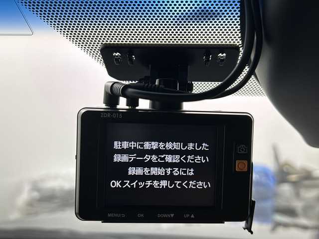 トヨタ ハリアー ハイブリッド プレミアム 道東・釧路十勝 2016(平28)年 7.8万km スパークリングブラックパールクリスタルシャイン ・4WD/・トヨタセーフティセンス/・レーダークルーズコントロール/・プリクラッシュセーフティ/・純正７インチSDナビ/・BT/DVD/CD/SD/フルセグ/・バックカメラ/・パワーバックドア/・LEDオートライト/・オートマチックハイビーム/・フォグランプ/・ハーフレザーシート/・パワーシート/・純正１８インチアルミホイール/・社外後席用モニター/・前後型ドライブレコーダー/・スマートキー×2/・ETC