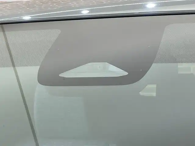 トヨタ シエンタ ハイブリッド Z 岩手県 2023(令5)年 5.1万km アーバンカーキ ４WD/パノラミックビューモニター/ハンズフリーパワースライドドア/モデリスタLEDルームランプ/アシストグリップ付きシートバックテーブル/純正室内カーテン/トヨタセーフティセンス/プリクラッシュセーフティ/レーダークルーズコントロール/レーントレーシングアシスト/プロアクティブドライビングアシスト/ロードサインアシスト/クリアランスソナー/オートマチックハイビーム/前席シートヒーター/ステアリングヒーター/純正ディスプレイオーディオ/ナビキット/フルセグTV/HDMI入力対応/AppleCarPlay、AndroidAuto接続/AC100V1500Wアクセサリーコンセント/ETC2.0/ドライブレコーダー/LEDヘッドランプ/15インチスチールホイール　純正ホイールキャップ