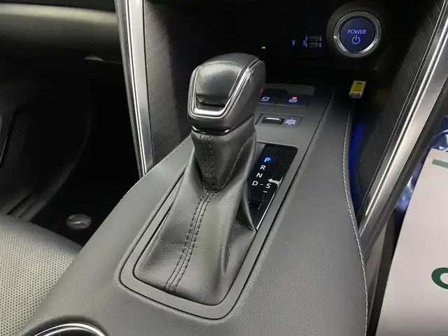 トヨタ ハリアー ハイブリッド Z レザーパッケージ 宮城県 2020(令2)年 3.5万km プレシャスブラックパール 禁煙車//モデリスタ//JBLプレミアムサウンド//純正オプション12.3インチナビ//トヨタセーフティセンス/・レーントレーシングアシスト/・レーダークルーズコントロール/・ロードサインアシスト/・オートマチックハイビーム//ヘッドアップディスプレイ//パーキングサポートブレーキ//デジタルインナーミラー//ハンズフリーパワーバックドア//レザーシート//ハンドルヒーター//純正ドライブレコーダー//ビルトインETC2.0//BSM//オートライト//前席シートヒーター//前席エアシート//前席パワーシート//革巻きステアリング//ステアリングリモコン//純正フロアマット//置くだけ充電//保証書