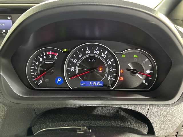 トヨタ ヴォクシー ZS 煌Ⅲ 福岡県 2020(令2)年 3.2万km ブラック ・純正9インチナビ（NSZT-Y68T）/・フルセグ/・Bluetooth/・バックカメラ/・純正12インチフリップダウン/・トヨタセーフティセンス/・クルーズコントロール/・両側パワースライドドア/・ETC2.0/・ハーフレザーシート/・LEDヘッドライト/・オートライト/・純正16インチAW/・純正フロアマット/・純正ドアバイザー