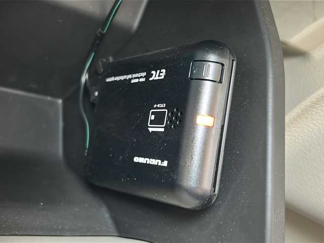 スズキ ラパン S 石川県 2018(平30)年 4.8万km ピュアホワイトP 7インチナビ（MDV-D4058T)/・Bluetooth/・CD/DVD/・ワンセグTV/・AM/FM/レーダーブレーキサポート/衝突被害軽減ブレーキ/HIDオートヘッドライト/アイドリングストップ/D席シートヒーター/フロアマット/横滑り防止/プッシュスタート/電格ミラー/純正ドアバイザー/ETC