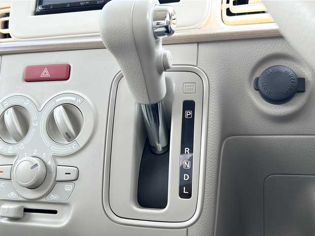 スズキ ラパン S 石川県 2018(平30)年 4.8万km ピュアホワイトP 7インチナビ（MDV-D4058T)/・Bluetooth/・CD/DVD/・ワンセグTV/・AM/FM/レーダーブレーキサポート/衝突被害軽減ブレーキ/HIDオートヘッドライト/アイドリングストップ/D席シートヒーター/フロアマット/横滑り防止/プッシュスタート/電格ミラー/純正ドアバイザー/ETC