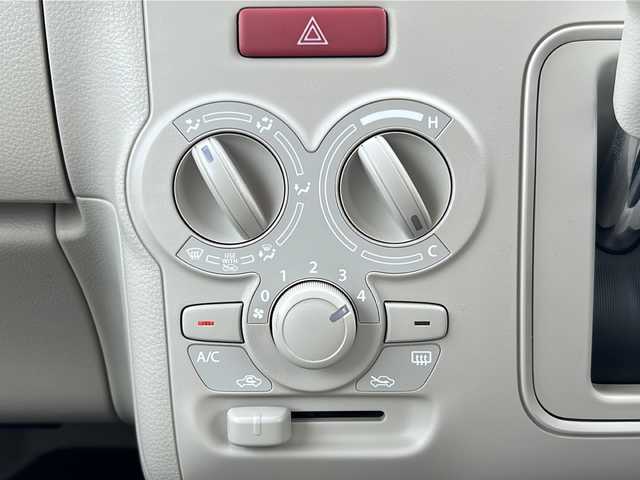 スズキ ラパン S 石川県 2018(平30)年 4.8万km ピュアホワイトP 7インチナビ（MDV-D4058T)/・Bluetooth/・CD/DVD/・ワンセグTV/・AM/FM/レーダーブレーキサポート/衝突被害軽減ブレーキ/HIDオートヘッドライト/アイドリングストップ/D席シートヒーター/フロアマット/横滑り防止/プッシュスタート/電格ミラー/純正ドアバイザー/ETC