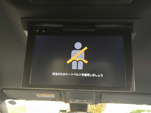 トヨタ エスクァイア Gi 福岡県 2020(令2)年 2.5万km ブラッキッシュアゲハガラスフレーク フリップダウンモニター/純正9インチナビ/（BT/フルセグ/AM/FM/DISC/SD/SDREC)/バックカメラ/両側パワースライドドア/クルーズコントロール/DUALオートACC/LEDヘッドライト/フォグランプ/オートマチックハイビーム/オートライト/レザーシート/DN席シートヒーター/純正15インチAW/アイドリングストップ/横滑り防止装置/盗難防止装置/レーンキープアシスト/コーナーセンサー/USB入力端子/オート電動格納ミラー/後席用テーブル/サンシェード/スマートキー/ETC/保証書/取扱説明書