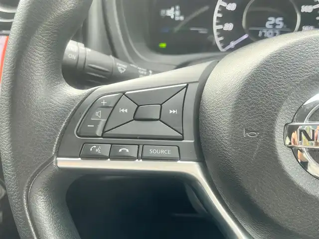 日産 ノート e－パワー X 島根県 2018(平30)年 6.1万km ダークメタルグレー 純正メモリナビ　/フルセグＴＶ　/Ｂｌｕｅｔｏｏｔｈ　/バックカメラ　/ＥＴＣ　/レーンアシスト　/衝突軽減システム　/オートライト　/スマートキー/プッシュスタート　　/横滑り防止装置　/純正フロアマット