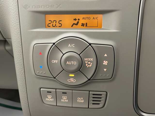 スズキ ラパン ＬＣ X 宮崎県 2022(令4)年 0.1万km テラコッタピンクメタリック/アーバンブラウン 2トーン 禁煙車/衝突被害軽減ブレーキ/純正セキュリティアラーム/純正LEDオートライト/レーンディパーチャーアラート/クリアランスソナー/エネチャージ/ハーフレザーシート/前席シートヒーター/本革巻ハンドル/リアプライバシーガラス/ウインカードアミラー/電動格納ミラー/オートエアコン/スマートキー/プッシュエンジンスタート/スペアキー/新車時保証書/取扱い説明書