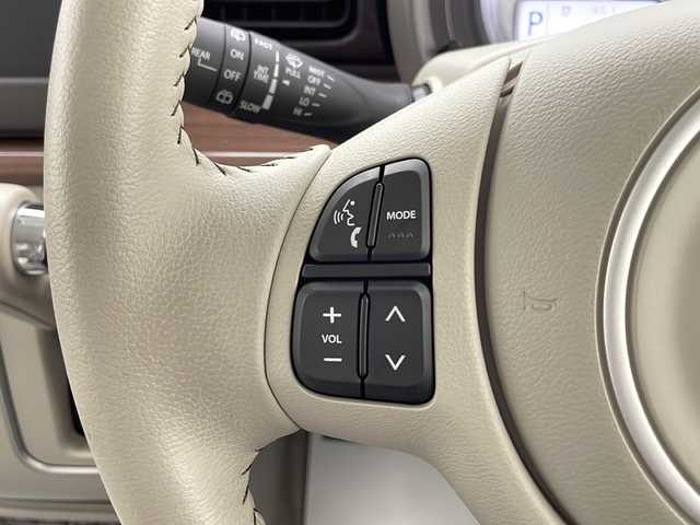 スズキ ラパン ＬＣ X 宮崎県 2022(令4)年 0.1万km テラコッタピンクメタリック/アーバンブラウン 2トーン 禁煙車/衝突被害軽減ブレーキ/純正セキュリティアラーム/純正LEDオートライト/レーンディパーチャーアラート/クリアランスソナー/エネチャージ/ハーフレザーシート/前席シートヒーター/本革巻ハンドル/リアプライバシーガラス/ウインカードアミラー/電動格納ミラー/オートエアコン/スマートキー/プッシュエンジンスタート/スペアキー/新車時保証書/取扱い説明書