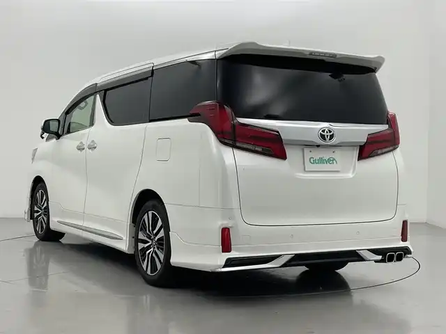 トヨタ アルファード S Cパッケージ 熊本県 2018(平30)年 8万km ホワイトパールクリスタルシャイン モデリスタエアロフル　/サンルーフ　/純正ナビ（ＣＤ・ＤＶＤ・フルセグ・ＢＴ・ＳＤ・ＨＤＭＩ）/バックカメラ　/純正フリップダウンモニター/社外前方ドライブレコーダー　/ビルトインＥＴＣ　/両側パワースライドドア/前席シートヒーター/前席エアーシート/前席パワーシート/ステアリングヒーター/オットマン/衝突軽減ブレーキ/横滑り防止/前後クリアランスソナー/デジタルインナーミラー/純正フロアマット/純正１８インチAW/オートライト/三眼LEDヘッドライト/オートマチックハイビーム/フォグライト/スマートキー/プッシュスタート/取扱説明書