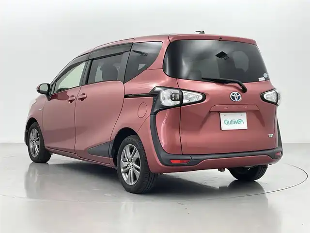 トヨタ シエンタ ハイブリッド G 熊本県 2016(平28)年 5.3万km レッドマイカM 純正ナビNSCD-W66（ＣＤ・ＤＶＤ・ＢＴ）/バックカメラ　/ビルトインＥＴＣ　/両側パワースライドドア　/衝突軽減ブレーキ　/レーンキープアシスト　/横滑り防止　/純正フロアマット　/純正１５インチＡＷ　/オートライト/LEDヘッドライト/スマートキー/プッシュスタート/スペアキー1本/取扱説明書