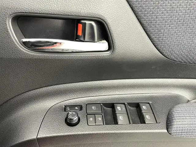 トヨタ シエンタ ハイブリッド G 熊本県 2016(平28)年 5.3万km レッドマイカM 純正ナビNSCD-W66（ＣＤ・ＤＶＤ・ＢＴ）/バックカメラ　/ビルトインＥＴＣ　/両側パワースライドドア　/衝突軽減ブレーキ　/レーンキープアシスト　/横滑り防止　/純正フロアマット　/純正１５インチＡＷ　/オートライト/LEDヘッドライト/スマートキー/プッシュスタート/スペアキー1本/取扱説明書