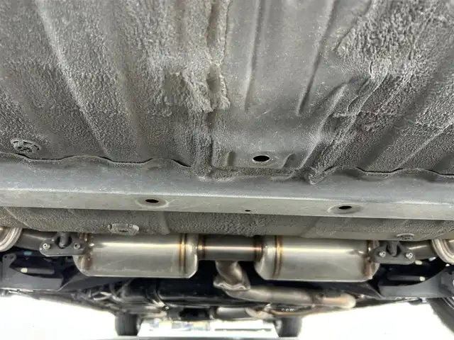 ホンダ オデッセイ アブソルート・EXホンダセンジング 佐賀県 2016(平28)年 6.5万km クリスタルブラックパール 無限フルエアロ/無限マフラー/ホンダセンシング/ブラインドスポットインフォメーション/純正8型ナビ/・バックカメラ/・フルセグTV/BT/CD/DVD/アルパイン後席モニター(接続確認できず）/ハーフレザーシート/パワーシート/両側パワースライドドア/純正エンジンスターター/ETC/LEDヘッドライト/オートライト/社外前後ドラレコ(ZDR035)/社外フロント/左サイドカメラ/社外パワーバックドア/フロント3面断熱フィルム(証明書あり)/スペアキー×１/取扱説明書/保証書