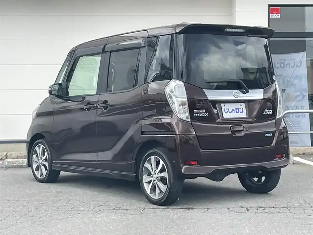 日産 デイズ ルークス ハイウェイスターX Gパッケージ 青森県 2014(平26)年 5.5万km モカブラウンP (株)IDOMが運営する【じしゃロン青森店】の自社ローン専用車両になります。こちらは現金またはオートローンご利用時の価格です。自社ローンご希望の方は別途その旨お申付け下さい。/4WD/両側パワースライドドア /純正SDナビ/フルセグテレビ/全周囲カメラ/Bluetooth接続/フォグランプ/プッシュスタート/純正15インチAW装着/ドアバイザー/電動格納ミラー/二列目サンシェード/シートリフター/サーキュレーター/プッシュスタート/スマートキー/スペアキー1本