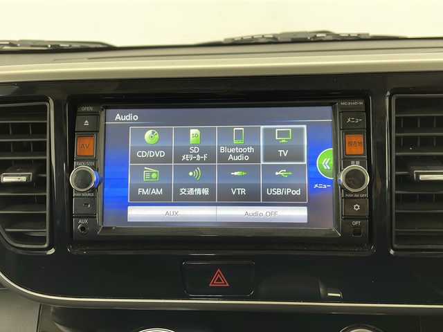 日産 デイズ ルークス ハイウェイスターX Gパッケージ 青森県 2014(平26)年 5.5万km モカブラウンP (株)IDOMが運営する【じしゃロン青森店】の自社ローン専用車両になります。こちらは現金またはオートローンご利用時の価格です。自社ローンご希望の方は別途その旨お申付け下さい。/4WD/両側パワースライドドア /純正SDナビ/フルセグテレビ/全周囲カメラ/Bluetooth接続/フォグランプ/プッシュスタート/純正15インチAW装着/ドアバイザー/電動格納ミラー/二列目サンシェード/シートリフター/サーキュレーター/プッシュスタート/スマートキー/スペアキー1本