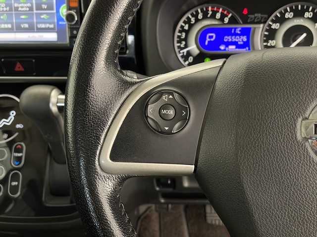 日産 デイズ ルークス ハイウェイスターX Gパッケージ 青森県 2014(平26)年 5.5万km モカブラウンP (株)IDOMが運営する【じしゃロン青森店】の自社ローン専用車両になります。こちらは現金またはオートローンご利用時の価格です。自社ローンご希望の方は別途その旨お申付け下さい。/4WD/両側パワースライドドア /純正SDナビ/フルセグテレビ/全周囲カメラ/Bluetooth接続/フォグランプ/プッシュスタート/純正15インチAW装着/ドアバイザー/電動格納ミラー/二列目サンシェード/シートリフター/サーキュレーター/プッシュスタート/スマートキー/スペアキー1本