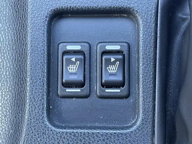 トヨタ ８６ GT リミテッド 東京都 2014(平26)年 5.4万km クリスタルホワイトパール 純正ナビ/Bluetooth/バックカメラ/シートヒーター/ETC/パドルシフト/横滑り防止装置/ドライブモードセレクトスイッチ/ワンオーナー/オートライト/キセノンライト/プッシュスタート