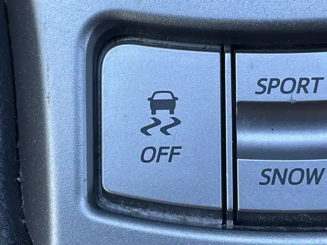 トヨタ ８６ GT リミテッド 東京都 2014(平26)年 5.4万km クリスタルホワイトパール 純正ナビ/Bluetooth/バックカメラ/シートヒーター/ETC/パドルシフト/横滑り防止装置/ドライブモードセレクトスイッチ/ワンオーナー/オートライト/キセノンライト/プッシュスタート