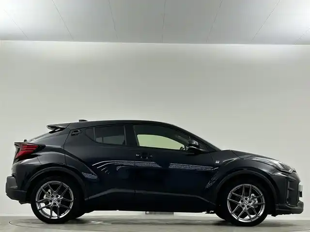トヨタ Ｃ－ＨＲ S GRスポーツ 埼玉県 2021(令3)年 3万km ブラックマイカ 純正８インチディスプレイオーディオ　Ｂｌｕｅｔｏｏｔｈ　アラウンドビューモニター　シートヒーター　レーダークルーズコントロール　ブラインドスポットモニター　前後ドライブレコーダー スペアキー ETC