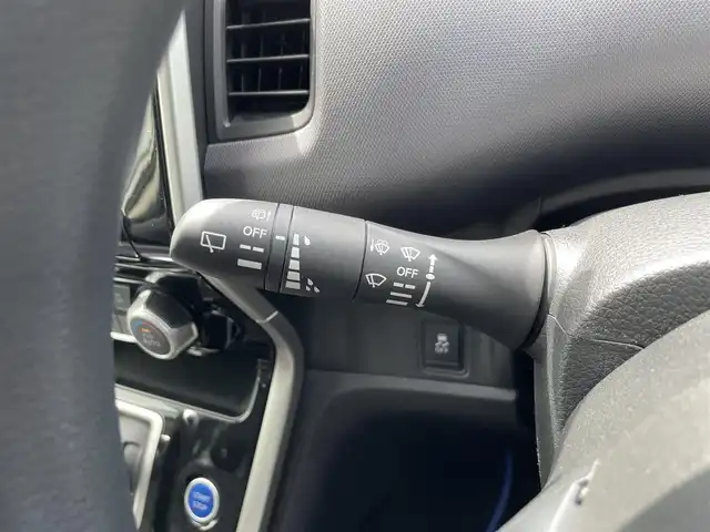 日産 セレナ e－パワー XV 福岡県 2019(平31)年 8.7万km ブリリアントホワイトパール 360°セーフティサポート/コーナーセンサー/アラウンドビュー/バックカメラ/ドラレコ/SDナビ/BT/フルセグTV/SDミュージック/CD/純正ホイール/社外フロアマット/プッシュスタート/スマートキー/スペアキー/両側パワースライドドア/ビルトインETC/オートライト/LED/e-power