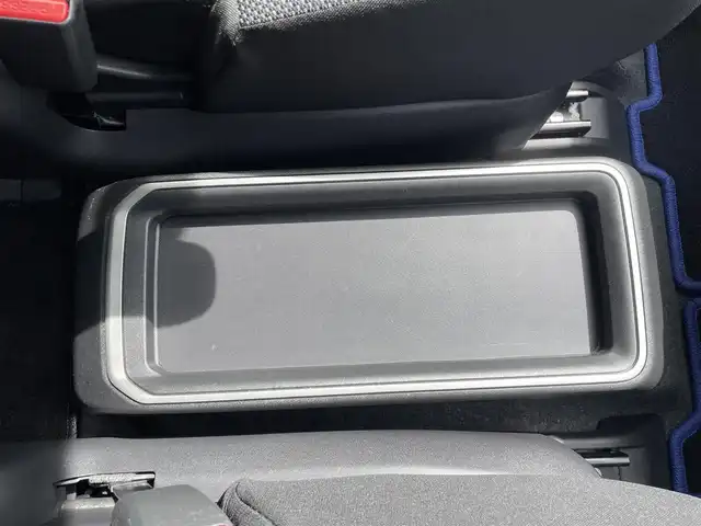 日産 セレナ e－パワー XV 福岡県 2019(平31)年 8.7万km ブリリアントホワイトパール 360°セーフティサポート/コーナーセンサー/アラウンドビュー/バックカメラ/ドラレコ/SDナビ/BT/フルセグTV/SDミュージック/CD/純正ホイール/社外フロアマット/プッシュスタート/スマートキー/スペアキー/両側パワースライドドア/ビルトインETC/オートライト/LED/e-power