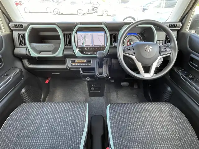スズキ ハスラー HYBRID G 佐賀県 2024(令6)年 0.5万km ブルーイッシュブラックパール3 タフスタイルデカールセット/純正9インチメモリーナビゲーション/・フルセグTV/CD/DVD/USB/Bluetooth/全方位モニター/ビルトインETC/DN席シートヒーター/ISOFIX対応/ステアリングリモコン/純正LEDヘッドライト/オートマチックハイビーム/新車保証書/取扱説明書/スズキセーフティサポート/・アダプディブクルーズコントロール/・デュアルカメラブレーキサポート/・車線逸脱警報機能/・パーキングセンサー
