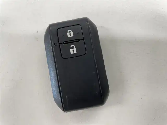 スズキ ハスラー HYBRID G 佐賀県 2024(令6)年 0.5万km ブルーイッシュブラックパール3 タフスタイルデカールセット/純正9インチメモリーナビゲーション/・フルセグTV/CD/DVD/USB/Bluetooth/全方位モニター/ビルトインETC/DN席シートヒーター/ISOFIX対応/ステアリングリモコン/純正LEDヘッドライト/オートマチックハイビーム/新車保証書/取扱説明書/スズキセーフティサポート/・アダプディブクルーズコントロール/・デュアルカメラブレーキサポート/・車線逸脱警報機能/・パーキングセンサー