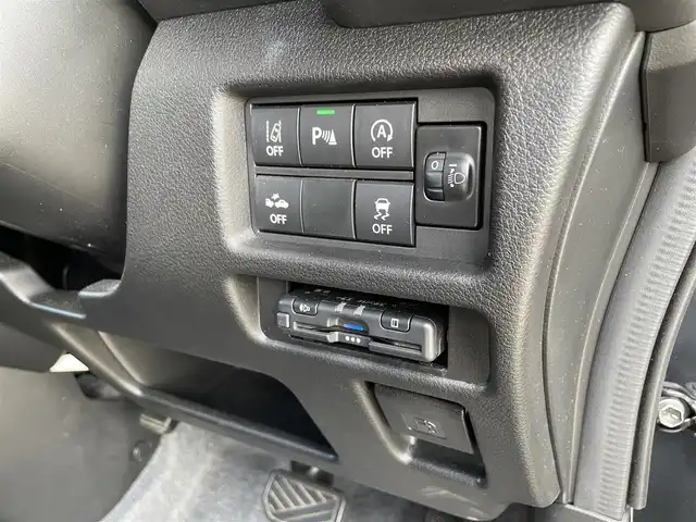 スズキ ハスラー HYBRID G 佐賀県 2024(令6)年 0.5万km ブルーイッシュブラックパール3 タフスタイルデカールセット/純正9インチメモリーナビゲーション/・フルセグTV/CD/DVD/USB/Bluetooth/全方位モニター/ビルトインETC/DN席シートヒーター/ISOFIX対応/ステアリングリモコン/純正LEDヘッドライト/オートマチックハイビーム/新車保証書/取扱説明書/スズキセーフティサポート/・アダプディブクルーズコントロール/・デュアルカメラブレーキサポート/・車線逸脱警報機能/・パーキングセンサー