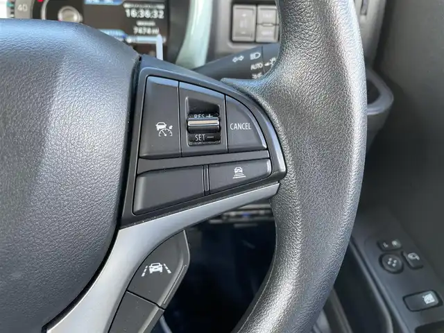 スズキ ハスラー HYBRID G 佐賀県 2024(令6)年 0.5万km ブルーイッシュブラックパール3 タフスタイルデカールセット/純正9インチメモリーナビゲーション/・フルセグTV/CD/DVD/USB/Bluetooth/全方位モニター/ビルトインETC/DN席シートヒーター/ISOFIX対応/ステアリングリモコン/純正LEDヘッドライト/オートマチックハイビーム/新車保証書/取扱説明書/スズキセーフティサポート/・アダプディブクルーズコントロール/・デュアルカメラブレーキサポート/・車線逸脱警報機能/・パーキングセンサー