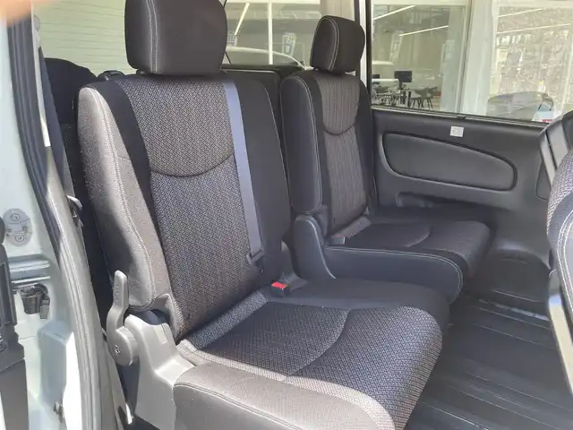 日産 セレナ HWS S HV Vセレ +SeftyⅡ 京都府 2016(平28)年 8.8万km ブリリアントホワイトパール (株)IDOMが運営する【じしゃロン伏見店】の自社ローン専用車両になりますこちらは現金またはオートローンご利用時の価格です。自社ローンご希望の方は別途その旨お申付け下さい/備考欄記入あり