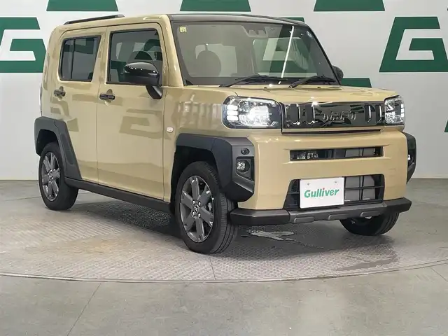 ダイハツ タフト G ダーククロムベンチャー 鹿児島県 2022(令4)年 0.9万km サンドベージュメタリック 純正メモリナビ　/・フルセグＴＶ　/・ＡＭ／ＦＭ　/バックカメラ　/ガラスルーフ　/ドラレコ　/前席シートヒーター　/ＬＥＤヘッドライト　/車線逸脱警報　/純正アルミ　/スマートキー　/プッシュスタート　/オートマチックハイビーム