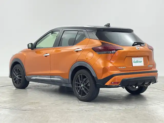 日産 キックス X ツートーンインテリアED 群馬県 2021(令3)年 4万km プレミアムホライズンオレンジ/ピュアブラック 2トーン 純正９型ナビ　全周囲カメラ　デジタルインナーミラー　アダプティブクルーズコントロール　レーンキープアシスト　衝突被害軽減ブレーキ　オートマチックハイビーム　シートヒーター　ドライブレコーダー　禁煙車