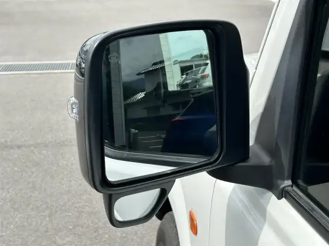 スズキ ジムニー XC 愛媛県 2020(令2)年 2.5万km ピュアホワイトP KENWOOD7型ナビ/バックカメラ/ドライブレコーダー/クルーズコントロール/社外マット/前席シートヒーター/衝突被害軽減装置/車線逸脱防止装置/ヒートミラー/電格ミラー/シガーソケット/ヘッドライトウォッシャー/ステアリングリモコン/トランスファーレバー/現状サマー(純正AW）(175/80/R16)/BRIDGESTONE DUELER H/T 684II