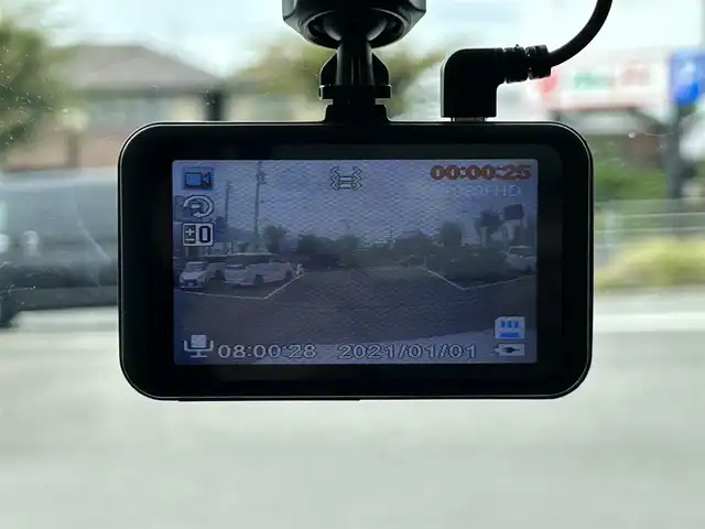 スズキ ジムニー XC 愛媛県 2020(令2)年 2.5万km ピュアホワイトP KENWOOD7型ナビ/バックカメラ/ドライブレコーダー/クルーズコントロール/社外マット/前席シートヒーター/衝突被害軽減装置/車線逸脱防止装置/ヒートミラー/電格ミラー/シガーソケット/ヘッドライトウォッシャー/ステアリングリモコン/トランスファーレバー/現状サマー(純正AW）(175/80/R16)/BRIDGESTONE DUELER H/T 684II