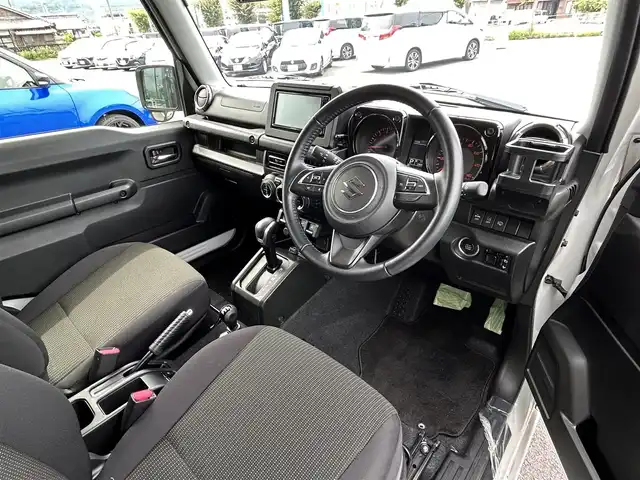 スズキ ジムニー XC 愛媛県 2020(令2)年 2.5万km ピュアホワイトP KENWOOD7型ナビ/バックカメラ/ドライブレコーダー/クルーズコントロール/社外マット/前席シートヒーター/衝突被害軽減装置/車線逸脱防止装置/ヒートミラー/電格ミラー/シガーソケット/ヘッドライトウォッシャー/ステアリングリモコン/トランスファーレバー/現状サマー(純正AW）(175/80/R16)/BRIDGESTONE DUELER H/T 684II