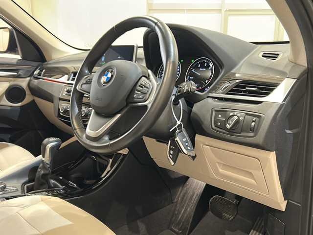 ＢＭＷ Ｘ１ xDrive 18d xライン 新潟県 2018(平30)年 1.9万km 黒 コンフォートパッケージ/-オートマチックテールゲートオペレーション/-スライディングリヤシート/-電動フロントシート運転席メモリー機能付/ハイラインパッケージ/・パーフォレーテッドダコタレザーシート/・フロントシートヒーティング/・ファインウッドオークグレインマットインテリアトリム/インテリジェントセーフティ/純正HDDナビ/バックカメラ/ETC/スマートキー/コーナーセンサー/ダウンヒルアシスト/純正18インチアルミホイール/LEDヘッドライト