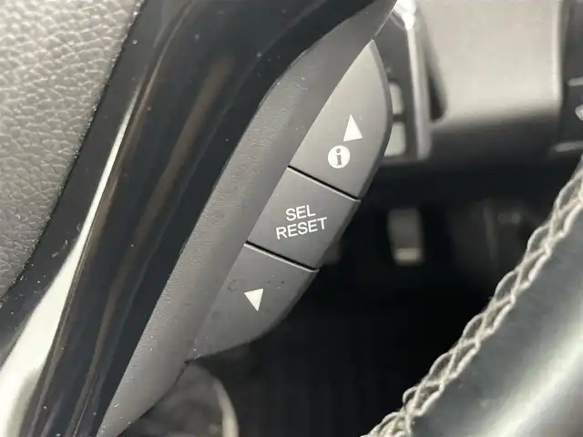 ホンダ ヴェゼル ハイブリッド Z ホンダセンシング 埼玉県 2018(平30)年 4.5万km ミッドナイトブルービームM ホンダセンシング　純正７インチナビ　フルセグＴＶ　Ｂｌｕｅｔｏｏｔｈ　バックカメラ　ブラックハーフレザーシート　前席シートヒーター　革巻きステアリング　パドルシフト　ビルトインＥＴＣ　ドラレコ