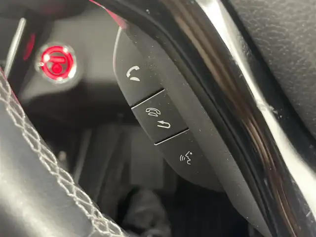 ホンダ ヴェゼル ハイブリッド Z ホンダセンシング 埼玉県 2018(平30)年 4.5万km ミッドナイトブルービームM ホンダセンシング　純正７インチナビ　フルセグＴＶ　Ｂｌｕｅｔｏｏｔｈ　バックカメラ　ブラックハーフレザーシート　前席シートヒーター　革巻きステアリング　パドルシフト　ビルトインＥＴＣ　ドラレコ
