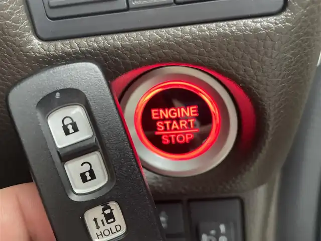 ホンダ Ｎ ＢＯＸ L 群馬県 2021(令3)年 6.1万km プラチナホワイトパール 社外7インチナビ/クルーズコントロール/シートヒーター/バックカメラ/Pソナー/衝撃軽減ブレーキ/横滑り防止/前後ドラレコ