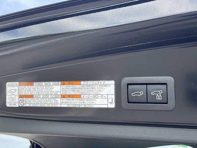 トヨタ カローラ クロス ハイブリッド Z 千葉県 2024(令6)年 1.1万km アティチュードブラックマイカ ナビ 全方位カメラ フルセグTV シートヒーター ビルトインETC おくだけ充電 クルコン タイプC パーキングアシスト AHB 電動リアドア ルーフレール LEDライト オートライト 18インチAW