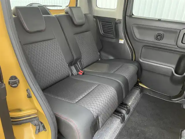 スズキ スペーシア カスタム HYBRID XS ターボ 福岡県 2019(令1)年 5万km アクティブイエロー/ブラック2トーンルーフ ・デュアルセンサーブレーキサポート /・Stradaナビ（CN-RE06WD）/・フルセグTV /・パドルシフト /・両側パワースライドドア /・後席サーキュレーター /・LEDヘッドライト/フォグランプ /・D席シートヒーター /・クルーズコントロール/・オートライト/・スマートキー/プッシュスタート/・ETC