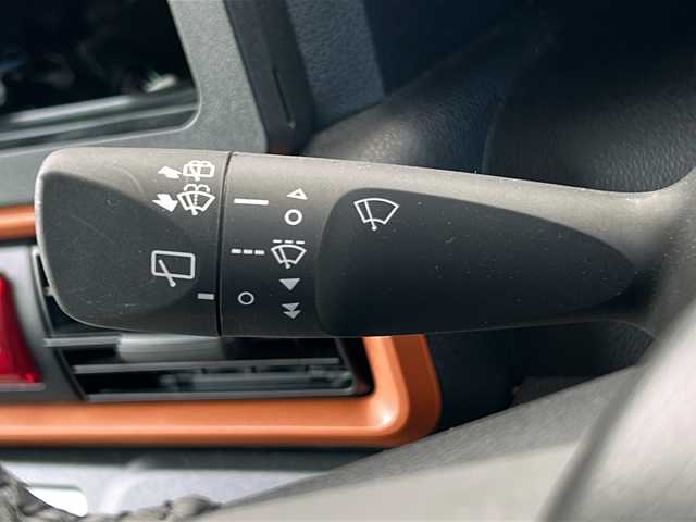 ダイハツ タント ファンクロスターボ 三重県 2023(令5)年 1.2万km フォレストカーキメタリック 社外ナビ/全周囲カメラ/両側パワースライドドア/コーナーセンサー/衝突軽減ブレーキ/スペアキー/LEDヘッドライト/前席シートヒーター/オートライト/純正フロアマット/純正アルミホイール/アイドリングストップ/電動格納ミラー/禁煙車