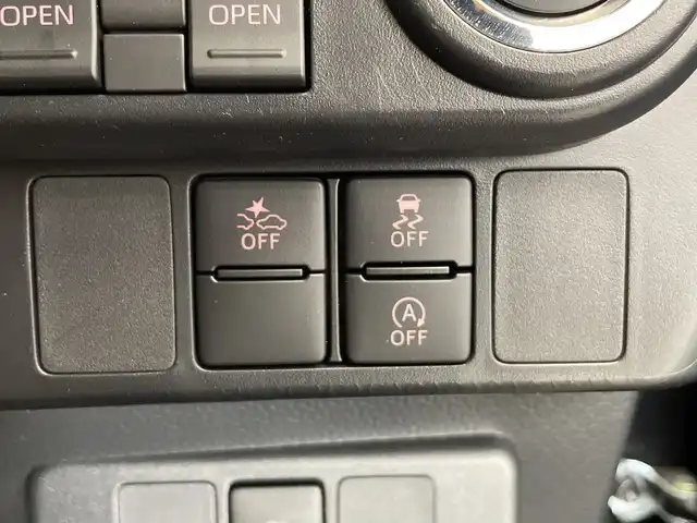 トヨタ ルーミー カスタムG 栃木県 2023(令5)年 0.8万km ブラックマイカメタリック 社外ディスプレイオーディオ/（Bluetooth/ワンセグテレビ/USB/AppleCarPlay/AndroidAuto）/前後コーナーセンサー/純正ETC/両側パワースライドドア/ドアバイザー/フロントフォグランプ/オートブレーキホールド/オートライト/LEDヘッドライト/横滑り防止装置/スマートキー/プッシュスタート/アイドリングストップ/電動格納ミラー/純正アルミホイール/純正フロアマット