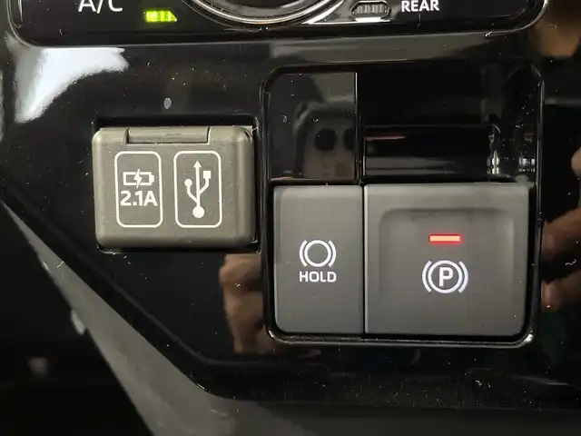 トヨタ ルーミー カスタムG 栃木県 2023(令5)年 0.8万km ブラックマイカメタリック 社外ディスプレイオーディオ/（Bluetooth/ワンセグテレビ/USB/AppleCarPlay/AndroidAuto）/前後コーナーセンサー/純正ETC/両側パワースライドドア/ドアバイザー/フロントフォグランプ/オートブレーキホールド/オートライト/LEDヘッドライト/横滑り防止装置/スマートキー/プッシュスタート/アイドリングストップ/電動格納ミラー/純正アルミホイール/純正フロアマット