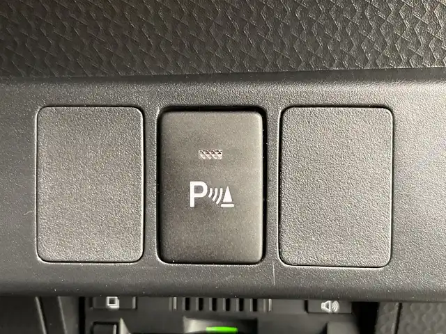 トヨタ ルーミー カスタムG 栃木県 2023(令5)年 0.8万km ブラックマイカメタリック 社外ディスプレイオーディオ/（Bluetooth/ワンセグテレビ/USB/AppleCarPlay/AndroidAuto）/前後コーナーセンサー/純正ETC/両側パワースライドドア/ドアバイザー/フロントフォグランプ/オートブレーキホールド/オートライト/LEDヘッドライト/横滑り防止装置/スマートキー/プッシュスタート/アイドリングストップ/電動格納ミラー/純正アルミホイール/純正フロアマット